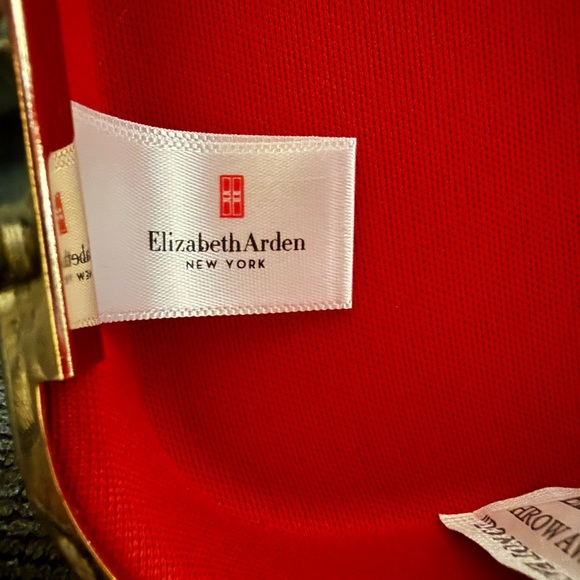 Elizabeth Arden Red Clutch with Gold Chain - Picture 9 of 9
